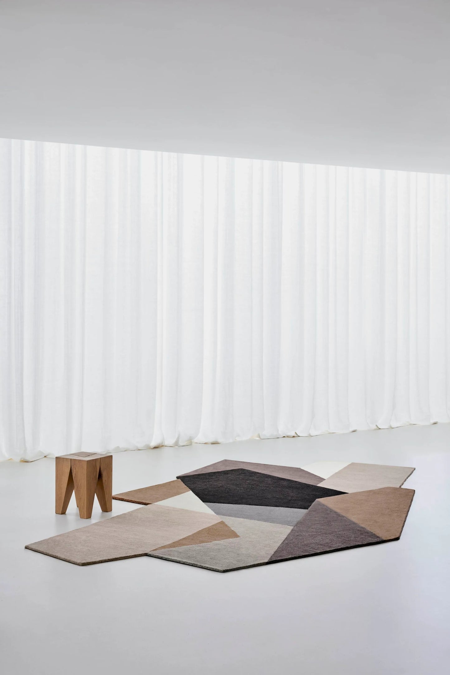 Terracotta Drift – Best Rug for Earthy, Rooted Interiors