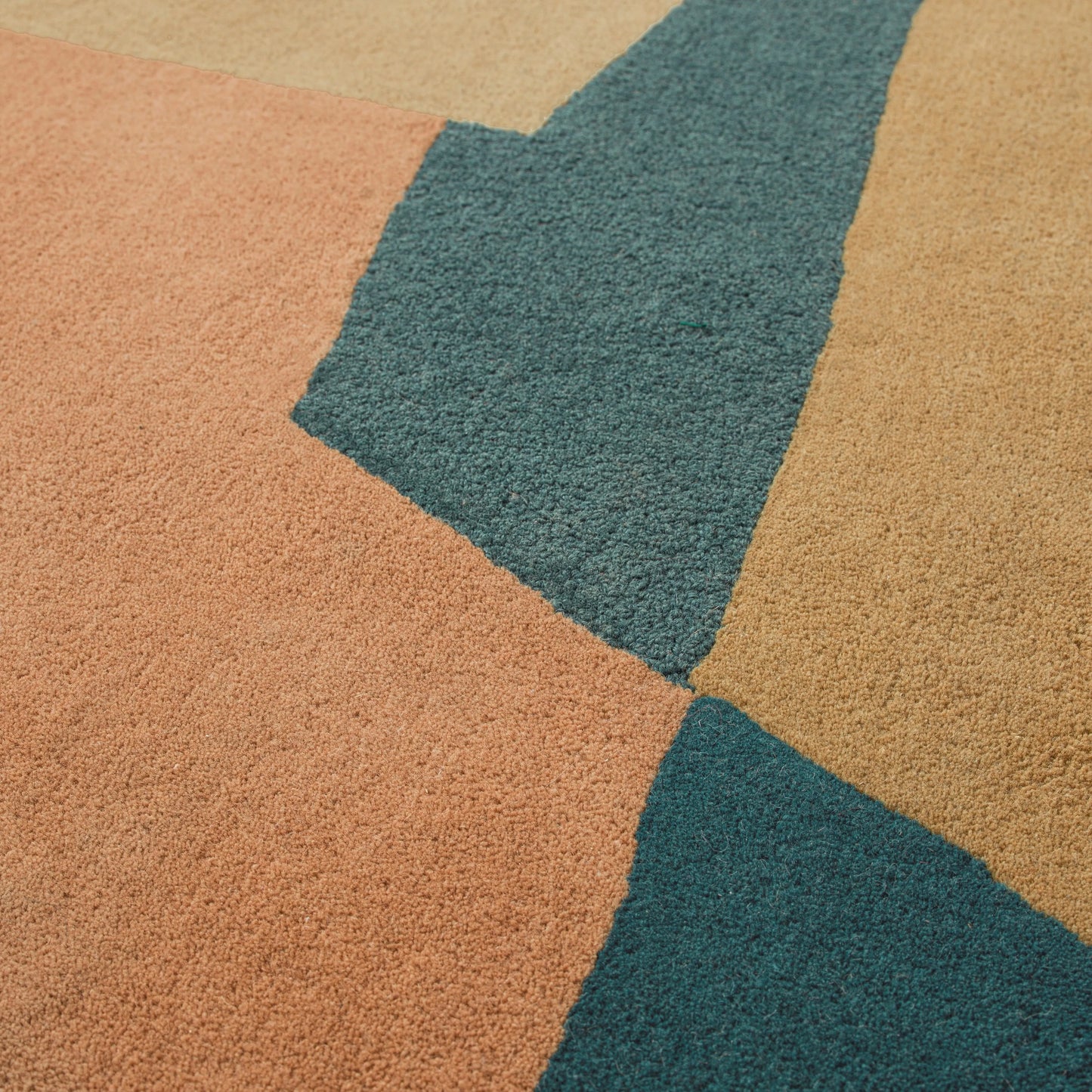 Solstice Drift – Best Rug for Cozy, Sunlit Corners